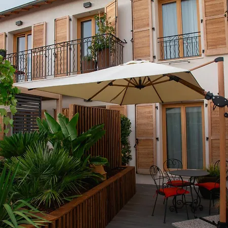 Unique Boutique Juan-les-pins Отель